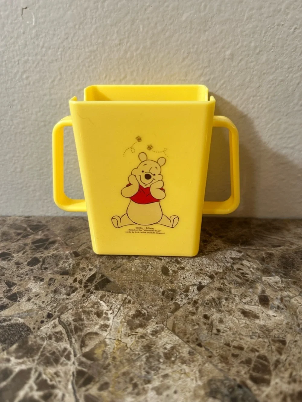 Disney Winnie The Pooh Juice Box Holder NEW - Picture 2 of 11